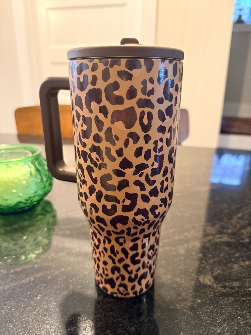 Hydrojug traveler 40oz Cheetah